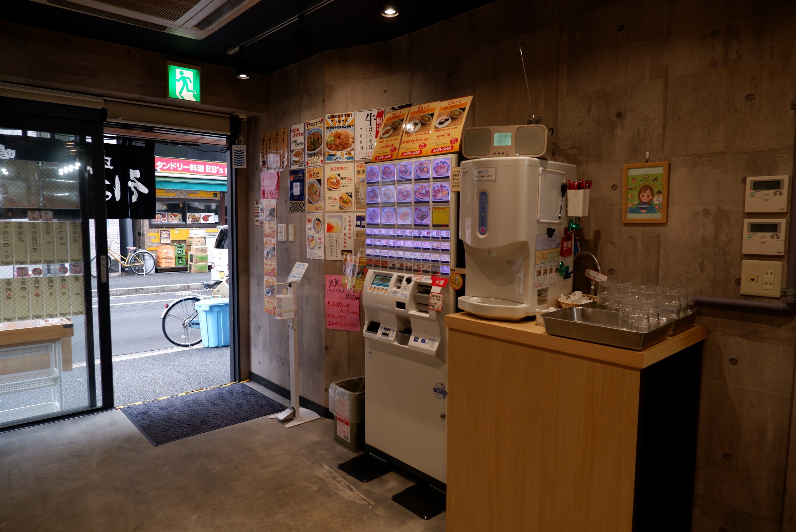 立ち喰いそば　豊はる